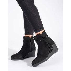 Stivali da donna con zeppa in camoscio nero con frange 1