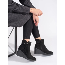 Stivali da donna con zeppa in camoscio nero con frange 2
