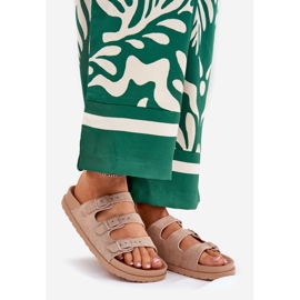 Pantofole da donna con strisce e fibbie beige 1