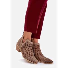 Tacchi alti da donna aperti con ritagli e trecciati kaki beige 1