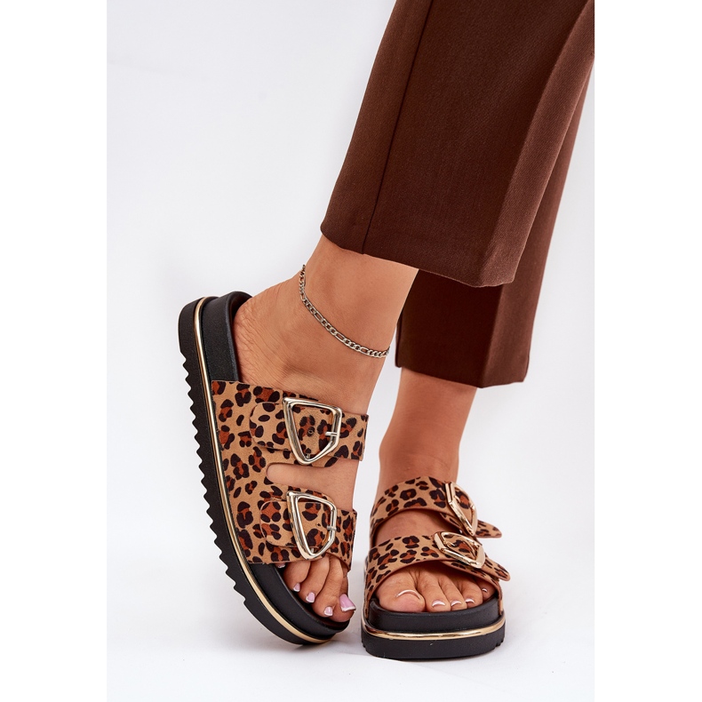 Pantofole da donna con stampa leopardata sulla piattaforma con morsetti dorati marroni marrone 2