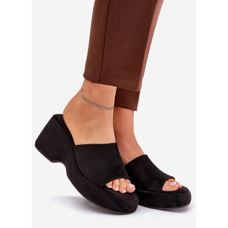 Slifor da donna in pelle scamosciata sulla piattaforma e zeppe nere nero 1