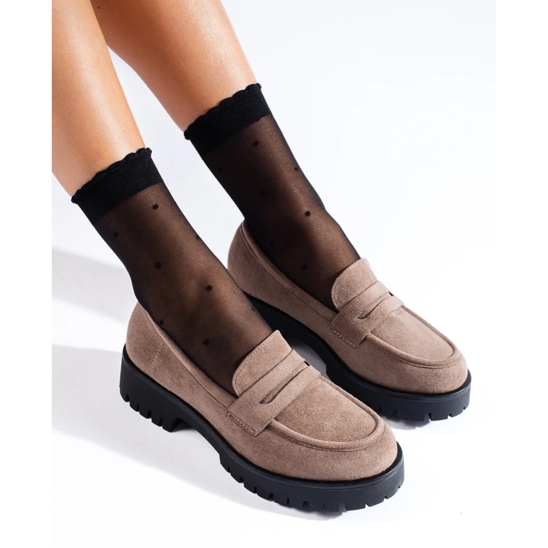 Mocassini in camoscio beige con spessa suola Shelovet 2