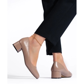Décolleté da donna con tacco basso, colore beige scuro 1