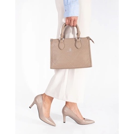 Décolleté beige classiche ed eleganti con tacco alto 2