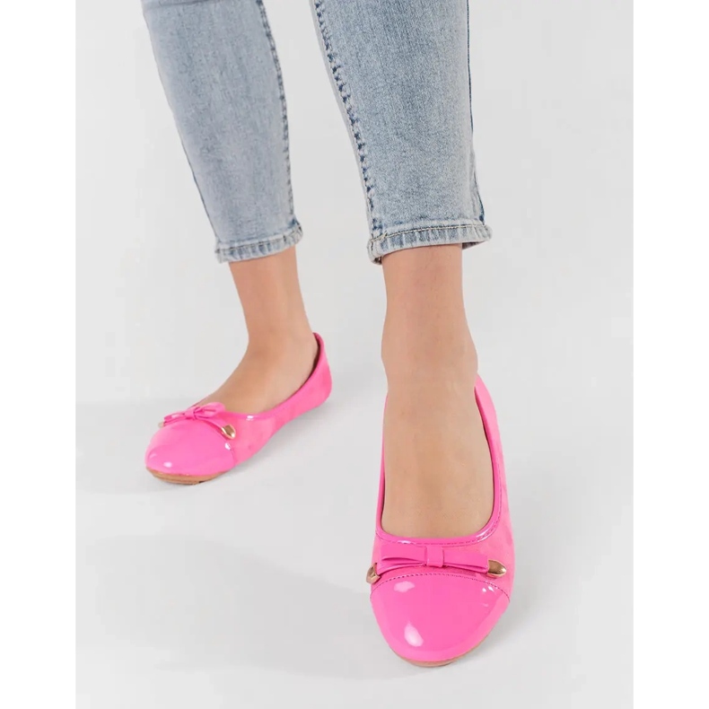 Pink Flat Women's Ballerinas con un arco e punta verniciata rosa 2