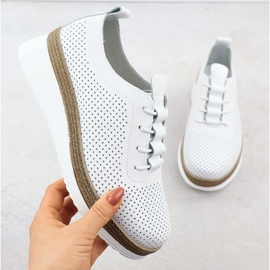 Scarpe in pelle da donna per zeppe bianche perforate T.Sokolski W25-203 bianco 1