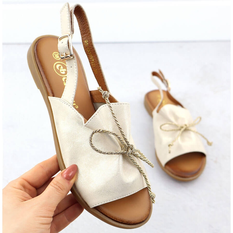 Cambell Sandali in pelle da donna camell sz00657 d'oro 1