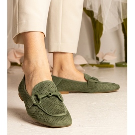 Feles Openwork di Green Women con un ornamento verde 2