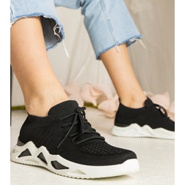 Sneaker femminili nere con una tomaia di socking nero 2