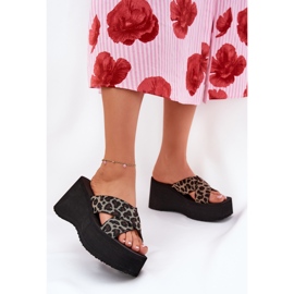 Infradito da donna su cuneo e piattaforma leopardo stampato nero beige 2