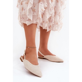 Ballerine con beige della treccia e punta 2