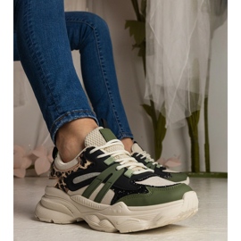 Sneaker green sport da donna con glitter nero 1