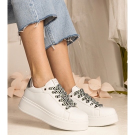 Sneaker da donna bianca con allacciatura massiccia bianco 1