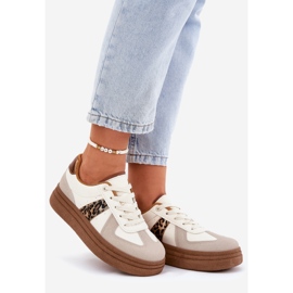 Sneaker femminili sulla piattaforma leopardo beige 1