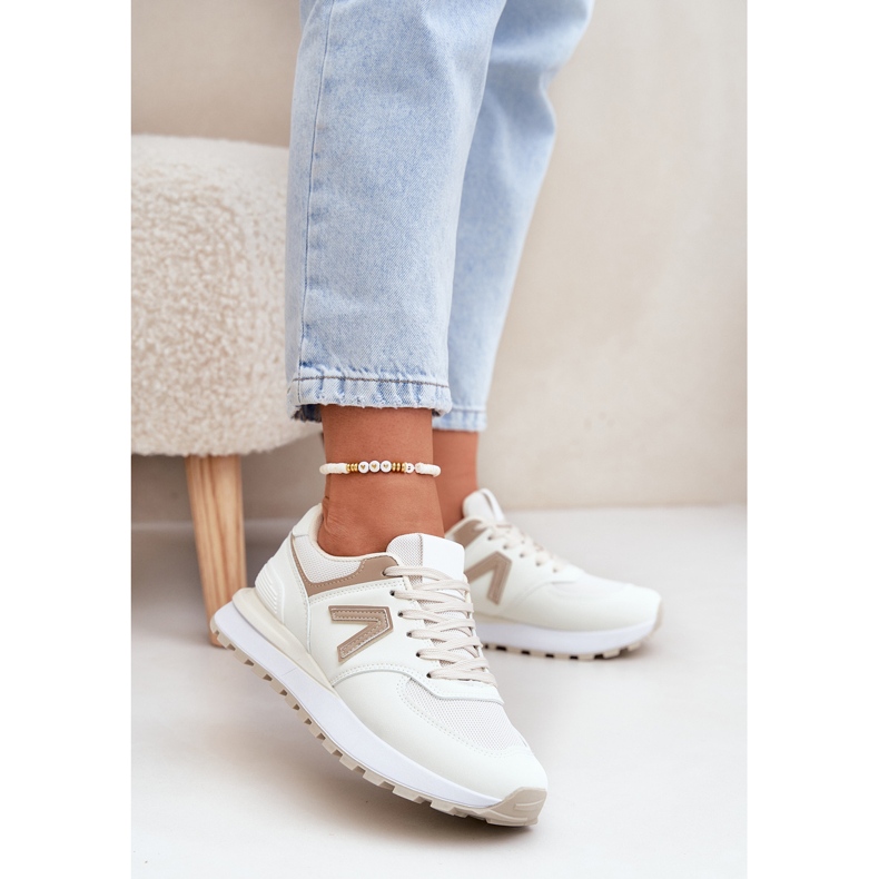 Scarpe sportive da donna con beige in pelle ecologica 2