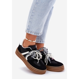 Sneaker femminili sulla piattaforma con decorazioni nere nero 1