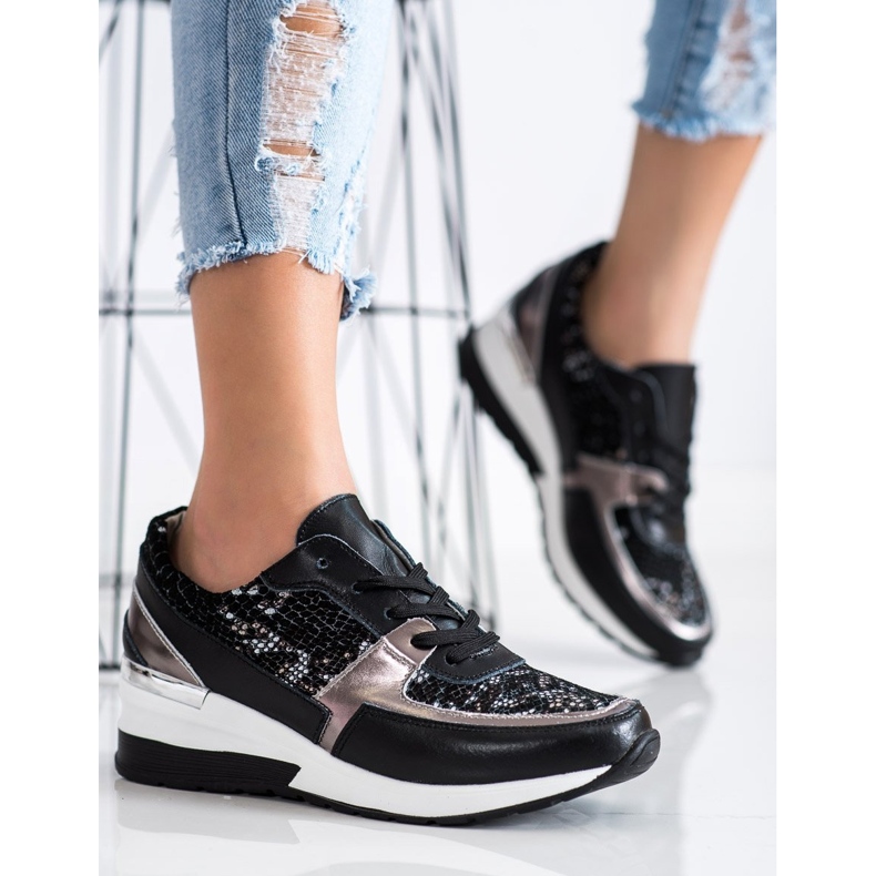 Goodin Sneakers in pelle nera con stampa serpente nero 1