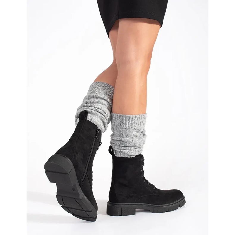 Comodi stivali in pelle scamosciata nero 1