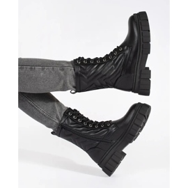 Trapper con motivo trapuntato nero 2