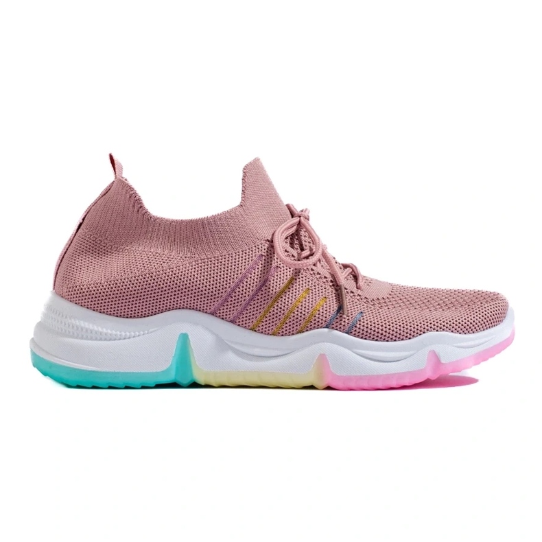 Scarpe sportive su una piattaforma colorata rosa 1