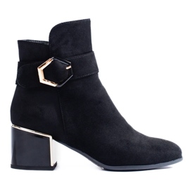 Eleganti stivaletti da donna con tacco basso realizzati in pelle scamosciata ecologica nero 2