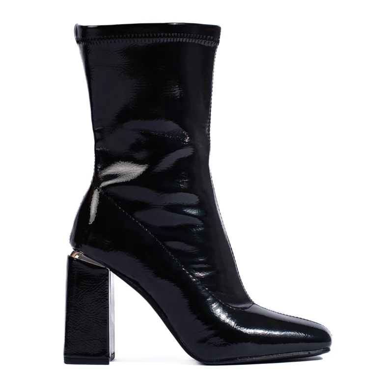 Stivaletti da donna con tacco alto realizzati in pelle ecologica verniciata nero 2
