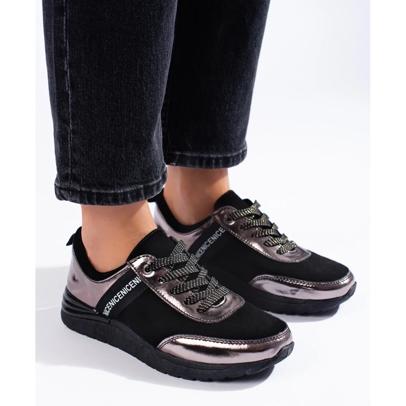 Scarpe sportive grigie in pelle naturale nero 2