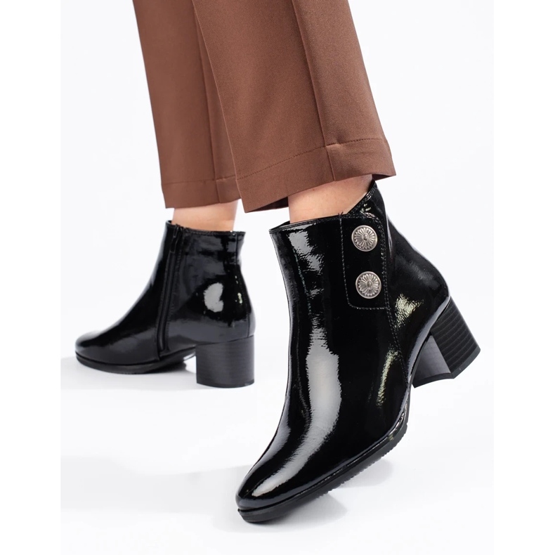 Stivaletti classici da donna in vernice nero 2