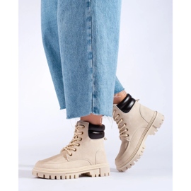 Stivali da donna beige 2