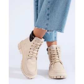 Stivali da donna beige 1