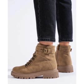 Stivali scamosciati da donna beige 1