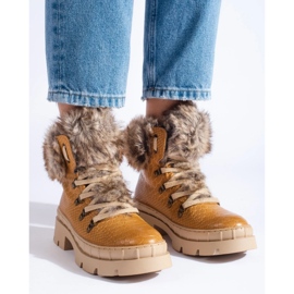 Scarponcini da trekking da donna con pelliccia beige 1