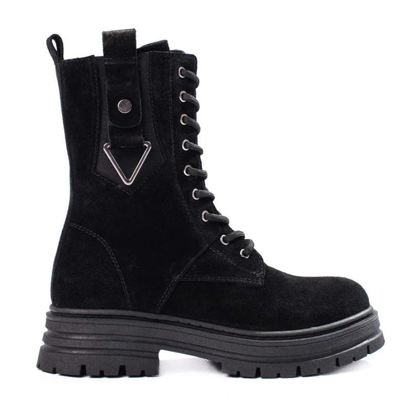 Stivali alti da donna realizzati in pelle naturale nero 2