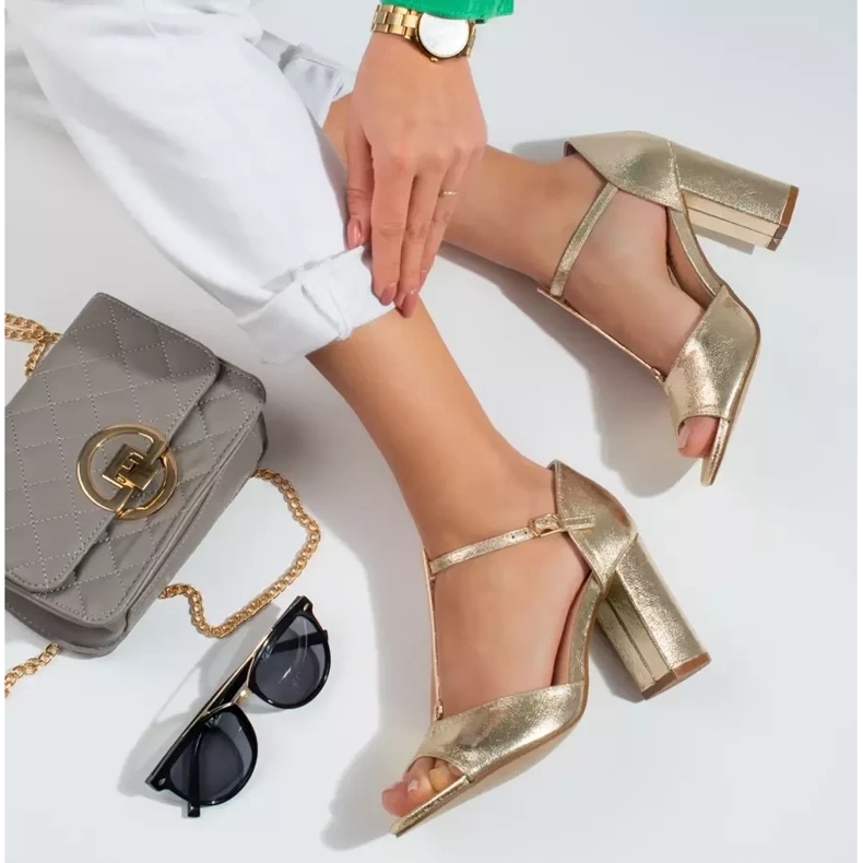 Sandali classici da donna con tacco alto Shelovet color oro d'oro 1