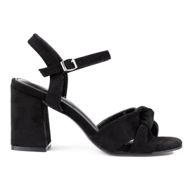 Sandali con tacco in camoscio nero di Vinceza 1