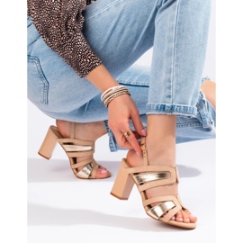 Vinceza Sandali da donna con tacco beige e oro di Vineza 1