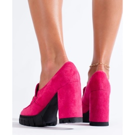Scarpe con tacco alto in camoscio rosa di Vinceza 1