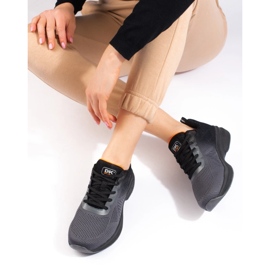 Scarpe sportive da donna nere e grigie di DK nero 2