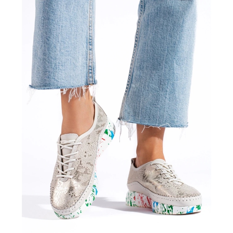Scarpe da donna in pelle con plateau colorato Shelvt d'oro 2