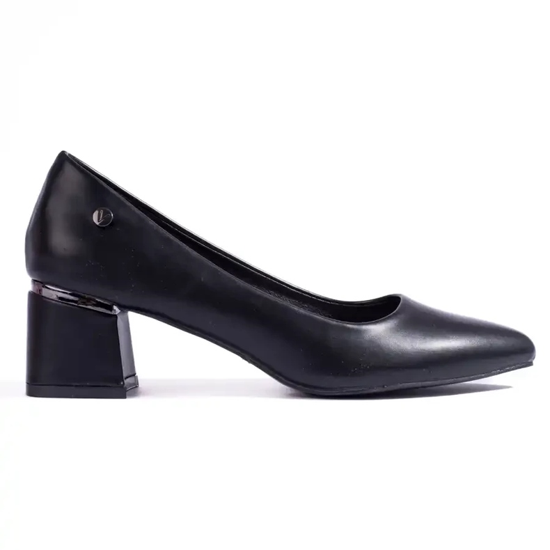 Décolleté con tacco basso da donna nere Vinceza nero 2