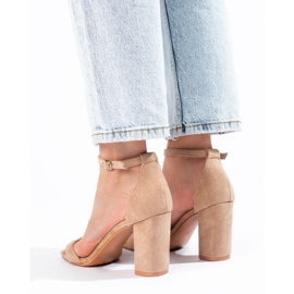 Sandalo largo Shelovet in camoscio beige 2