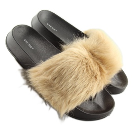 Ciabatte in pelliccia beige S36 beige 2