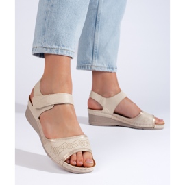 Sandali da donna beige con velcro 2