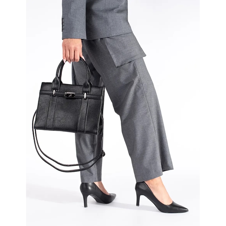 Décolleté nere classiche ed eleganti con tacco alto nero 1