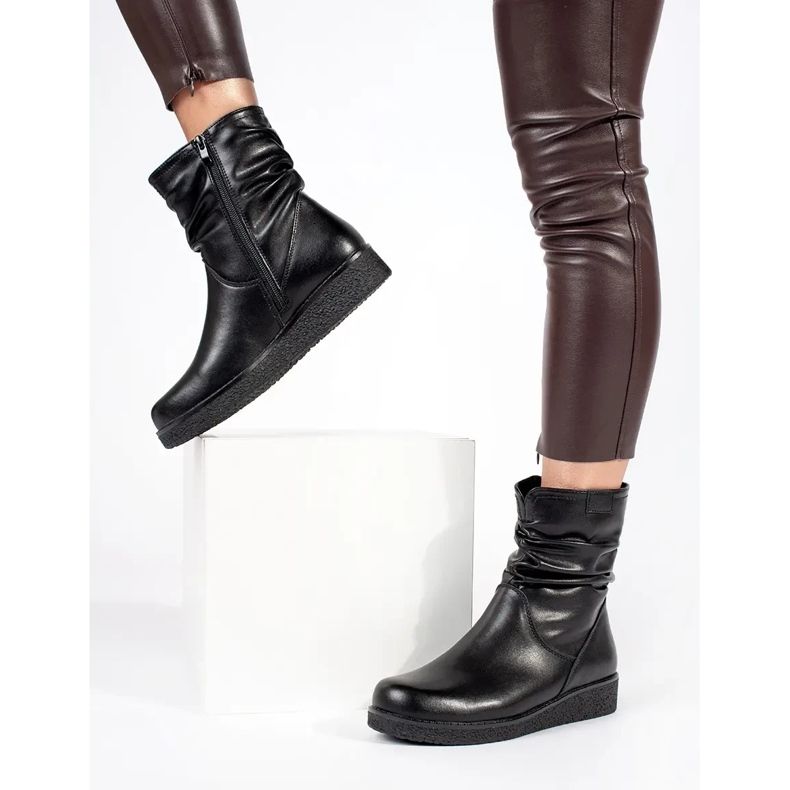 Stivaletti da donna in pelle nera con zeppa bassa con tomaia arricciata di Sergio Leone nero 1
