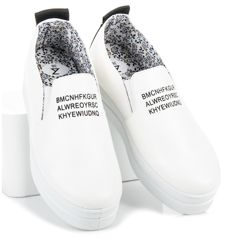 Mckeylor Sneakers slip-on sulla piattaforma bianca 1