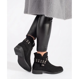 Stivaletti bassi da donna in camoscio con strass nero 1
