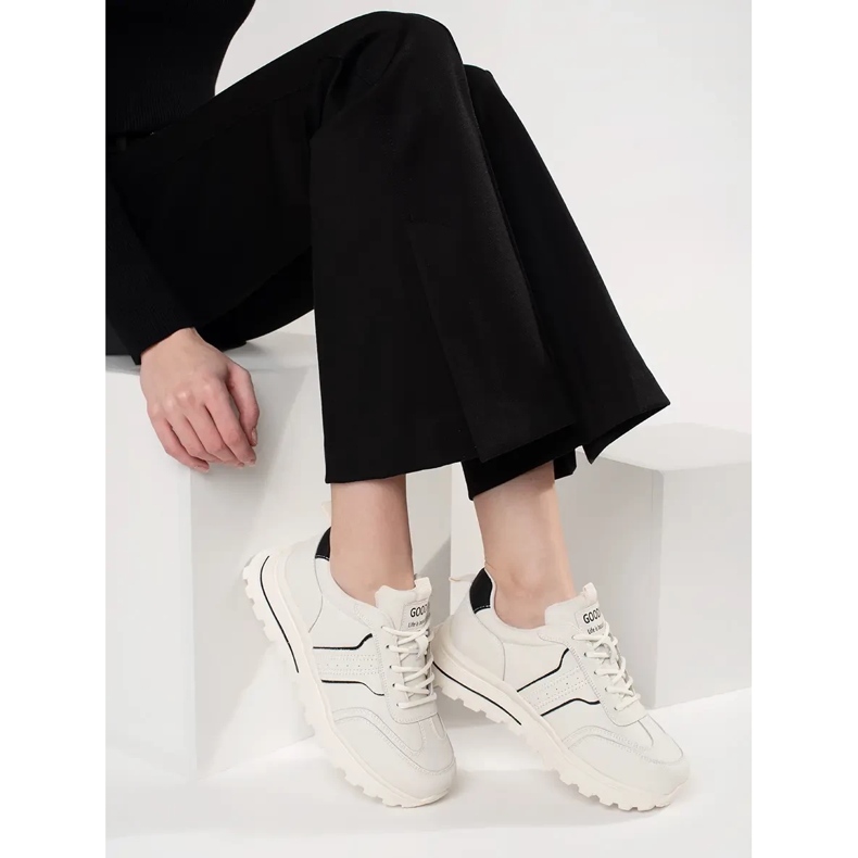 Goodin Scarpe sportive in pelle su una suola spessa bianca 2