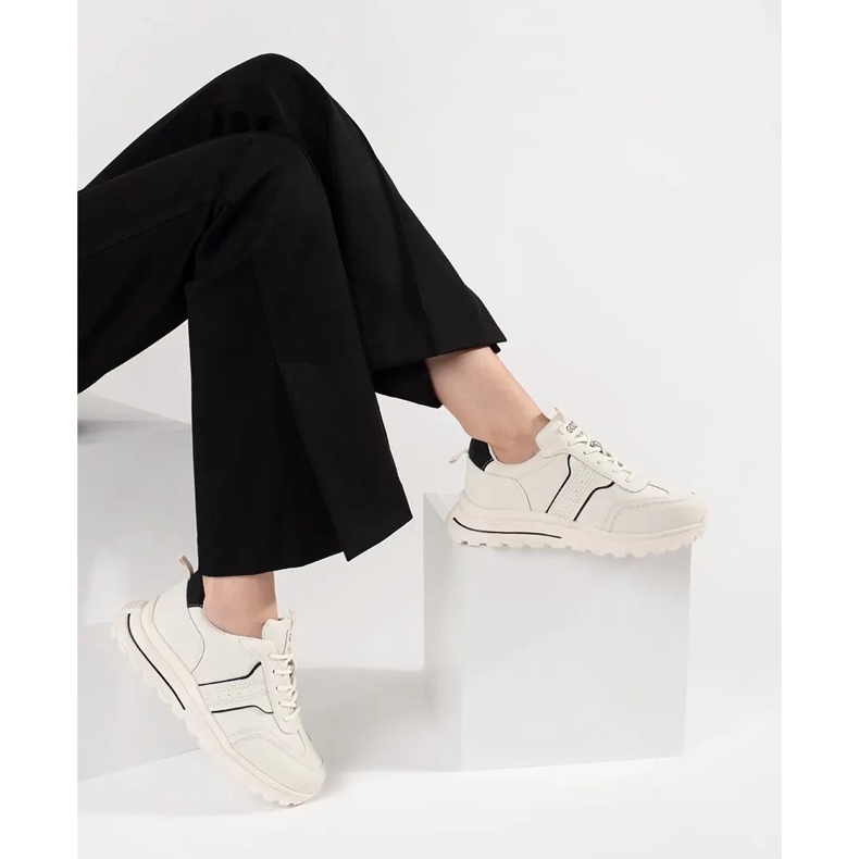 Goodin Scarpe sportive in pelle su una suola spessa bianco 1